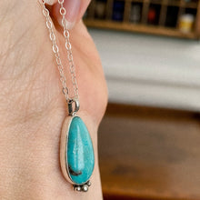 Load image into Gallery viewer, Skyhorse turquoise dewdrop necklace